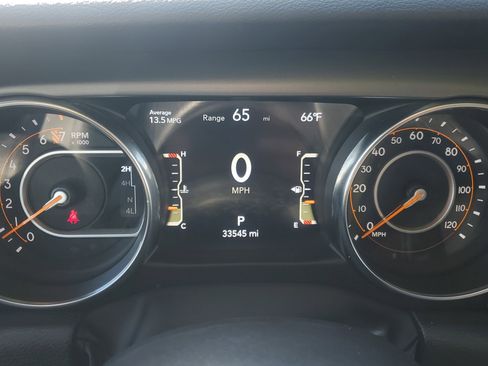 Used 2022 Jeep Gladiator Willys image 23