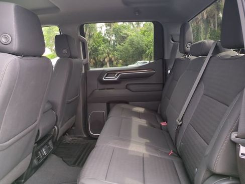 Certified 2023 Chevrolet Silverado 1500 LT AWD/4WD image 16