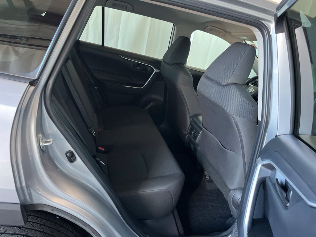 Used 2024 Toyota RAV4 LE AWD/4WD image 24