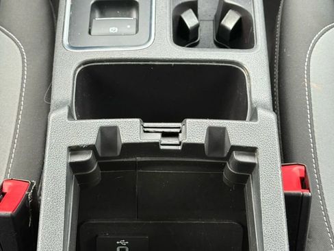 Used 2019 Ford Escape SE AWD/4WD image 28