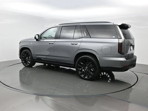 Used 2026 Cadillac Escalade Platinum Sport w/ LPO, ONYX Package AWD/4WD image 4
