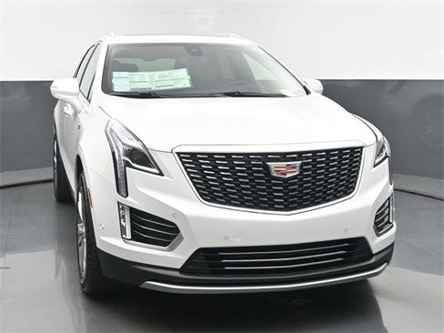 New 2025 Cadillac XT5 Premium Luxury w/ Technology Package image 8