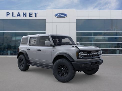 New 2026 Ford Bronco Outer Banks w/ Sasquatch Package AWD/4WD image 9