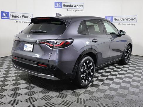 New 2026 Honda HR-V EX-L image 4