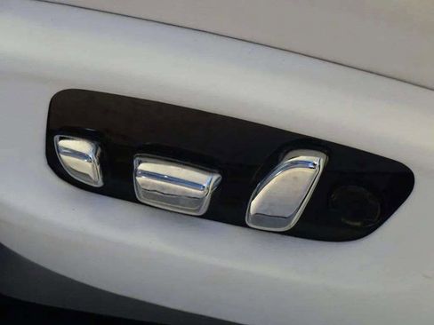 Used 2023 Rolls-Royce Ghost AWD/4WD image 25
