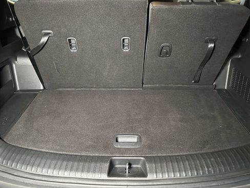 Used 2022 Kia Telluride LX AWD/4WD image 23