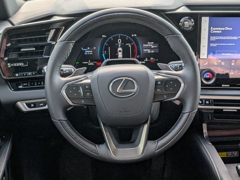 Used 2025 Lexus RX 350 FWD w/ Convenience Package image 17