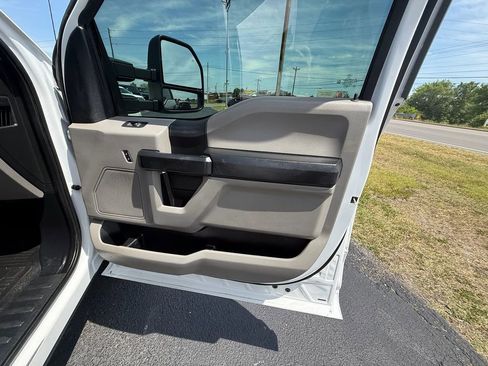 Used 2021 Ford F350 XL w/ Power Equipment Group RWD image 22