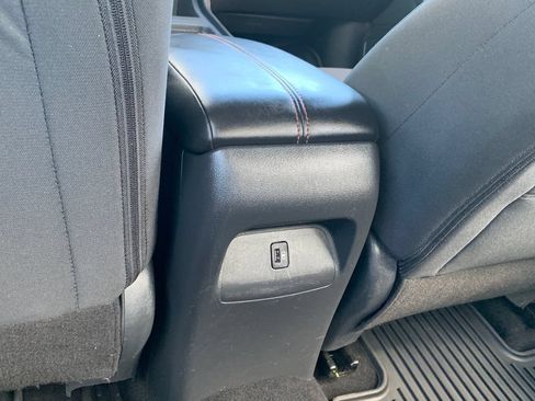 Used 2022 Nissan Sentra SR FWD image 24
