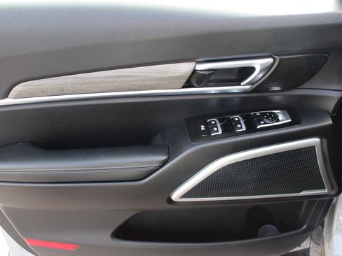 Certified 2022 Kia Telluride EX w/ EX Premium Package image 16