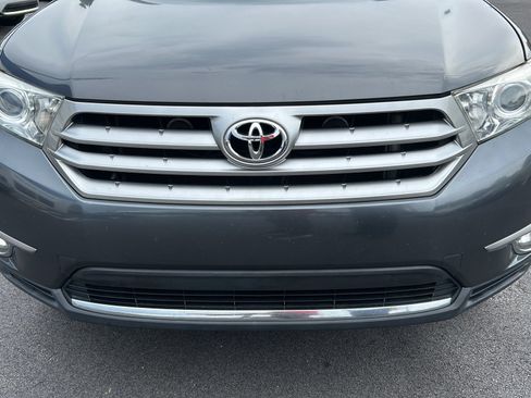 Used 2013 Toyota Highlander Limited FWD image 14
