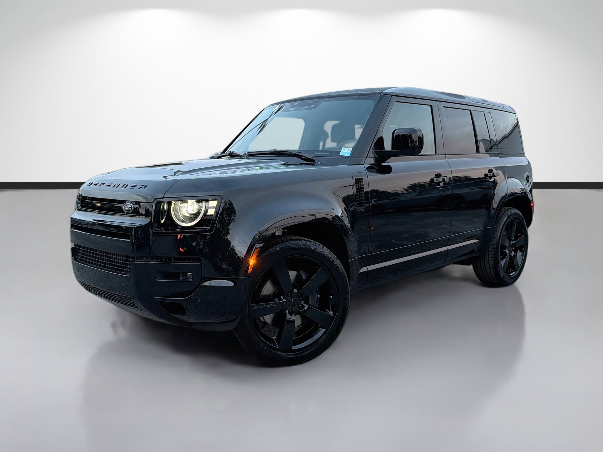 New 2026 Land Rover Defender 110 X-Dynamic SE AWD/4WD image 1