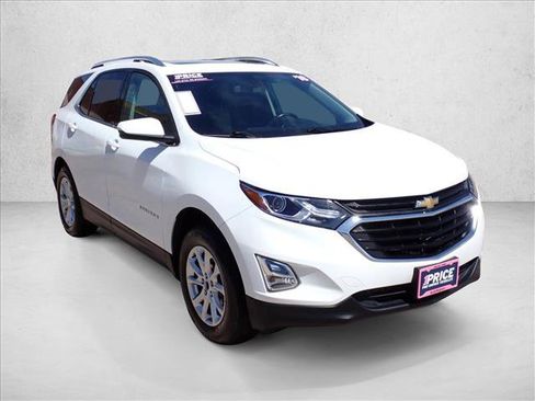 Used 2018 Chevrolet Equinox LT w/ Sun & Infotainment Package AWD/4WD image 6