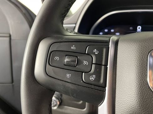 Used 2023 GMC Yukon SLT w/ SLT Luxury Package AWD/4WD image 11