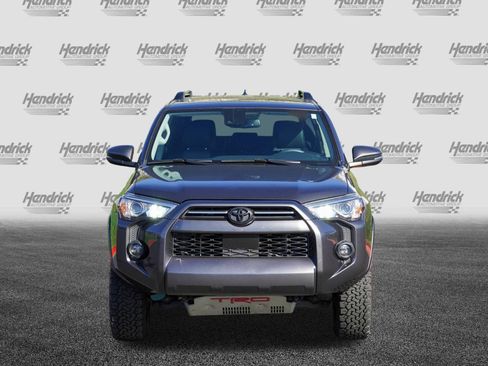 Used 2020 Toyota 4Runner SR5 Premium w/ Moonroof Package image 3