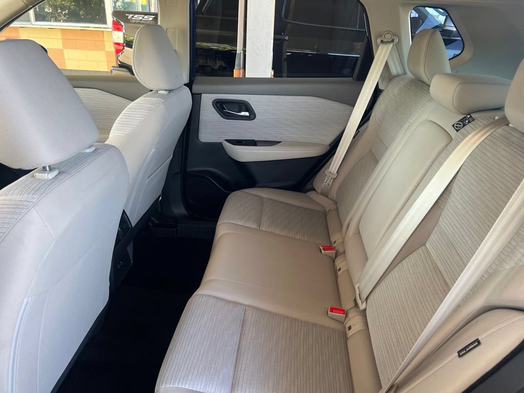 Certified 2023 Nissan Rogue SV AWD/4WD image 8