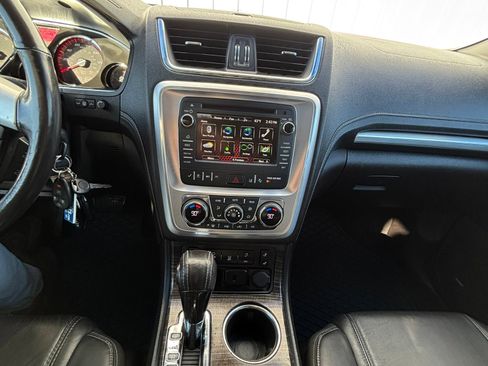 Used 2017 GMC Acadia Limited SLT image 12