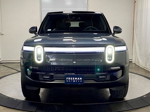 Used 2025 Rivian R1S Adventure AWD/4WD image 3