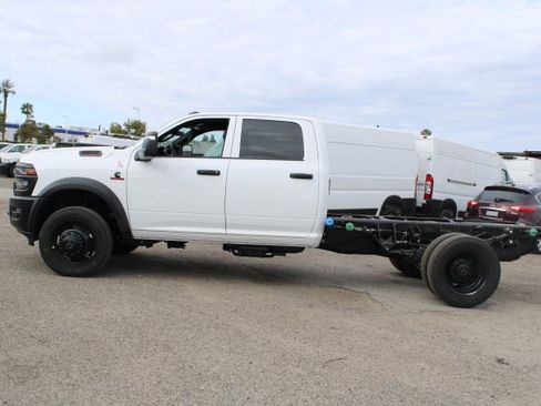 New 2025 RAM 5500 Tradesman image 13