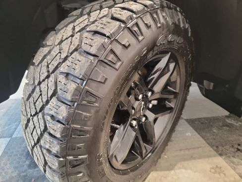 Used 2022 Chevrolet Silverado 1500 Custom Trail Boss image 8