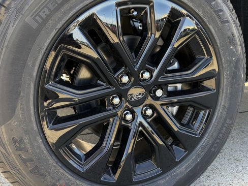 New 2025 Ford F150 XLT w/ Equipment Group 302A MID image 38