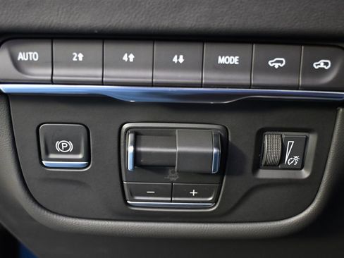 New 2026 Cadillac Escalade ESV Luxury w/ Touring Package image 25