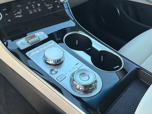 Used 2026 Genesis GV70 2.5T image 32