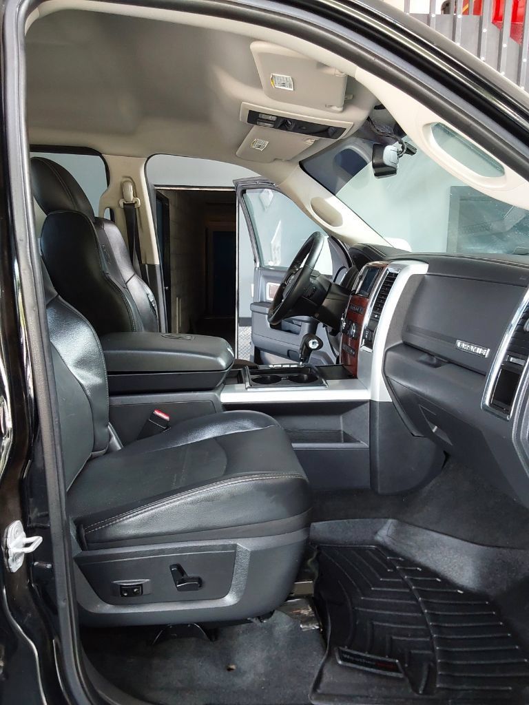 Used 2012 RAM 1500 Laramie AWD/4WD image 12