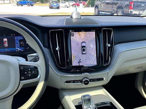 Used 2023 Volvo XC60 B5 Ultimate w/ Protection Package Premier AWD/4WD image 8