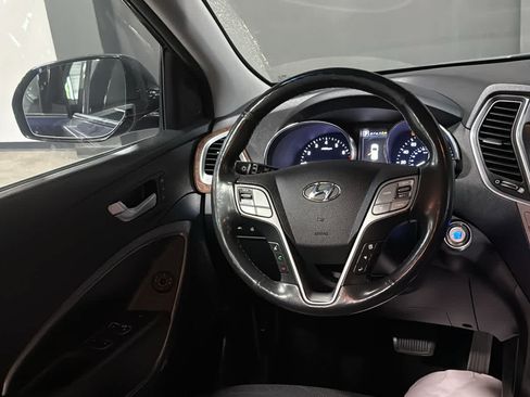Used 2017 Hyundai Santa Fe Limited AWD/4WD image 26