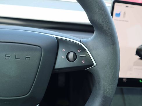 Used 2025 Tesla Model 3 Long Range image 17