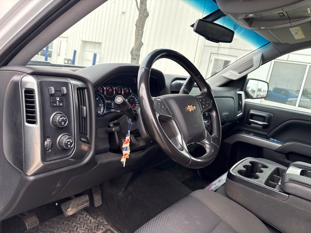 Used 2018 Chevrolet Silverado 1500 LT w/ All Star Edition AWD/4WD image 10
