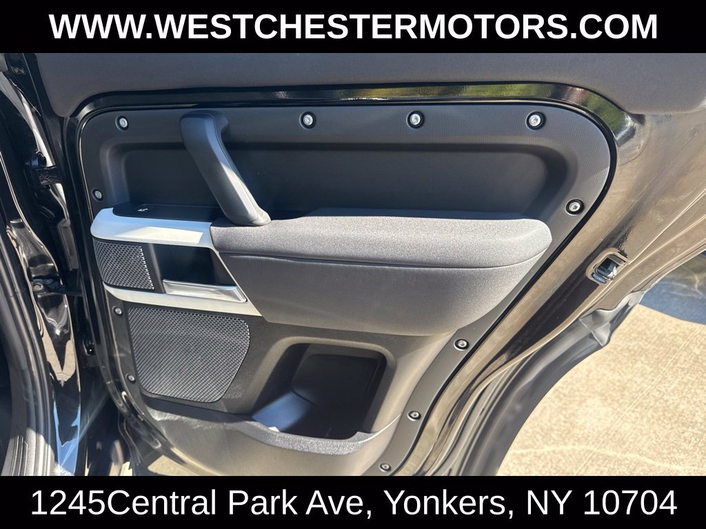Used 2022 Land Rover Defender 110 SE AWD/4WD image 20