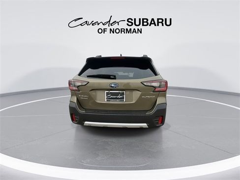 Used 2020 Subaru Outback Limited image 7