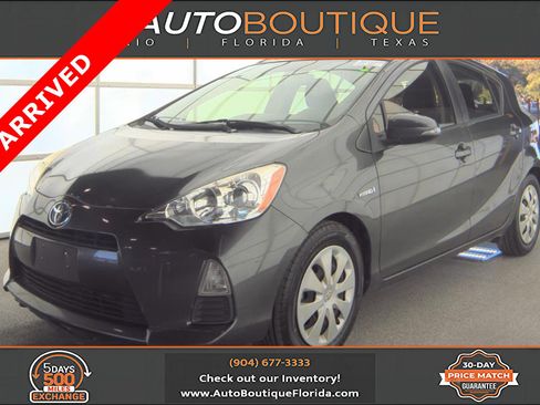 Used 2014 Toyota Prius C Two image 1