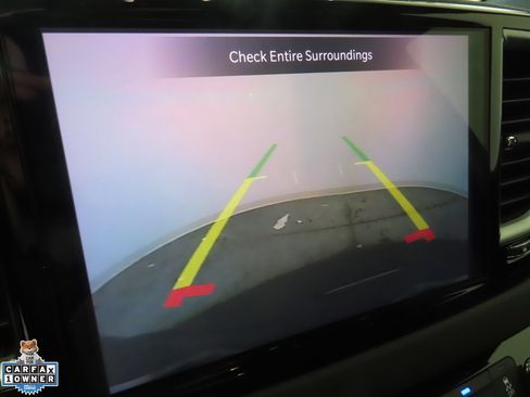 Used 2025 Chrysler Pacifica Select FWD image 20
