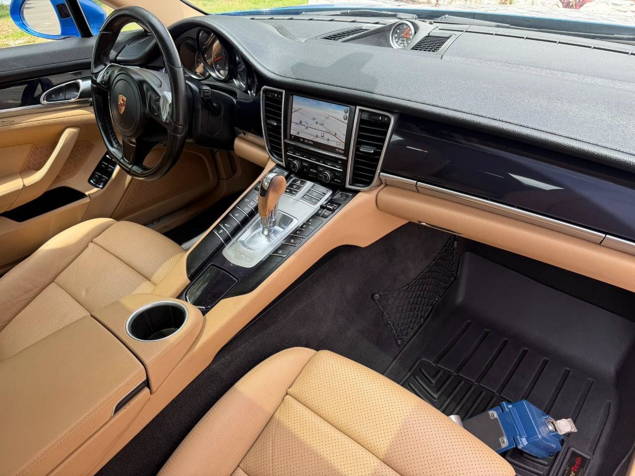 Used 2015 Porsche Panamera 4 AWD/4WD image 50