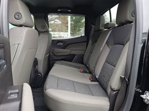 Used 2024 Chevrolet Colorado ZR2 w/ Safety Package image 12