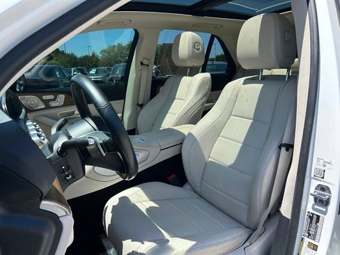 Used 2024 Mercedes-Benz GLE 450 4MATIC image 19
