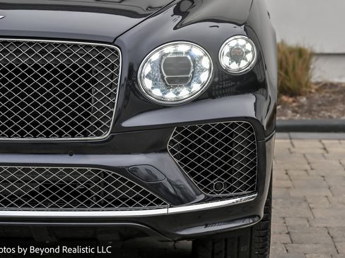 Used 2022 Bentley Bentayga image 10