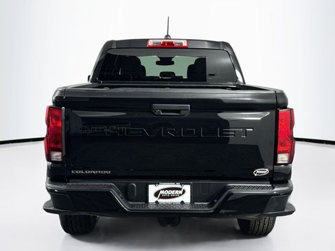 Used 2023 Chevrolet Colorado W/T RWD image 14