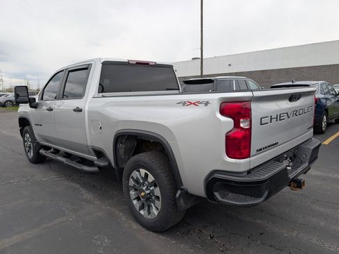 Used 2023 Chevrolet Silverado 2500 Custom w/ Gooseneck/5TH Wheel Package AWD/4WD image 6