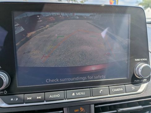 Used 2023 Nissan Altima 2.5 SV FWD image 49