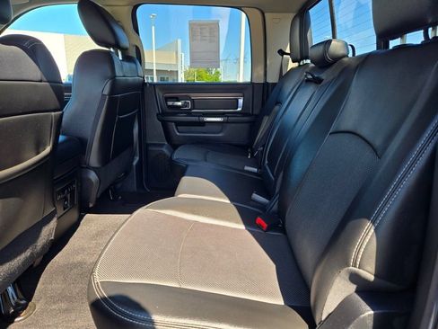 Used 2014 RAM 1500 Laramie w/ Convenience Group AWD/4WD image 17