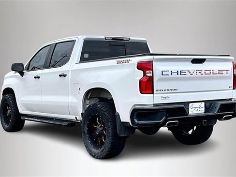 Used 2019 Chevrolet Silverado 1500 LT Trail Boss image 4