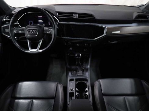 Used 2020 Audi Q3 2.0T Premium Plus w/ Premium Plus Package image 24