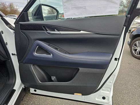 New 2026 INFINITI QX60 Sport w/ Dark Cargo Package image 10