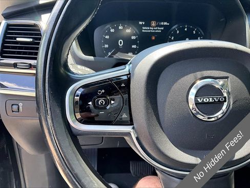 Used 2017 Volvo XC90 T6 Momentum w/ Vision Package AWD/4WD image 16