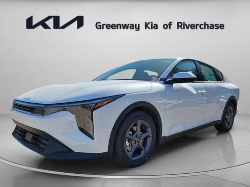 Used 2025 Kia K4 FWD image 3