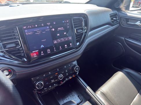 Used 2025 Dodge Durango GT AWD/4WD image 22